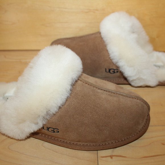 NIB UGG SCUFFETTE II WOMEN'S SUEDE‎ SLIPPERS - Picture 2 of 9